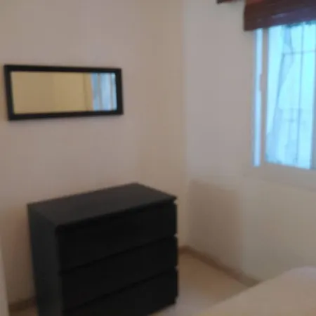 2 Bed Gf Near Puerto Banus 아파트 마르베야